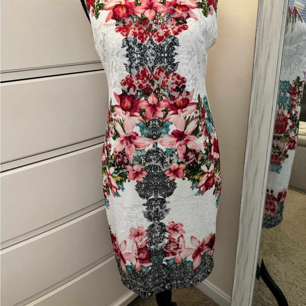 Sandra Darren cocktail sheath dress